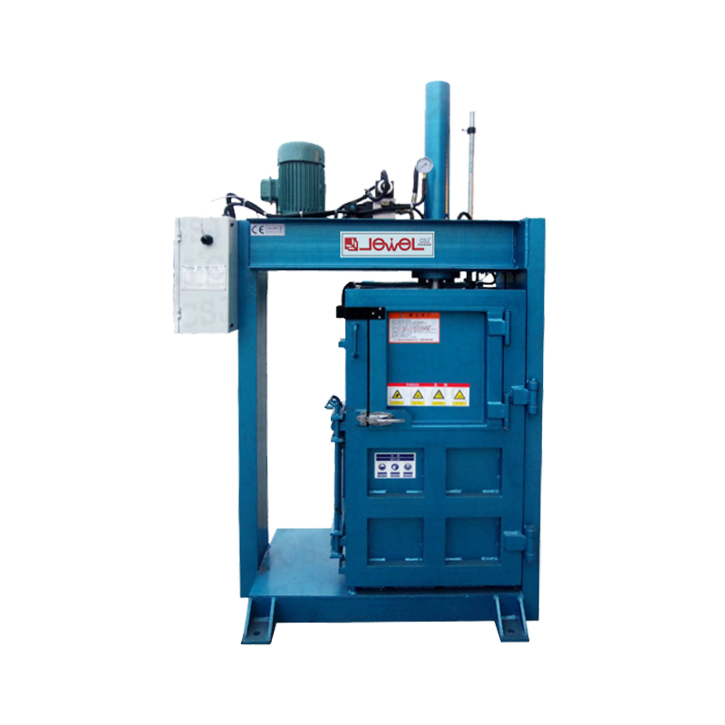 Maliit na Vertical (Three-Side Door Opening) Baler