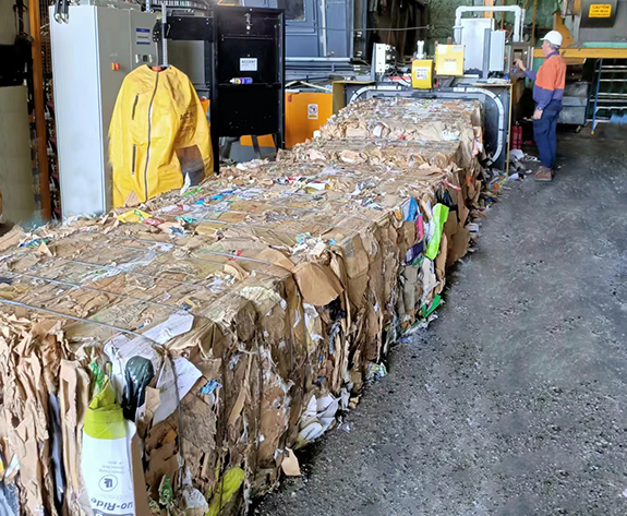 Multifunctional at High-Efficiency Baling Solution para sa Nangungunang Recycling Center ng Australia