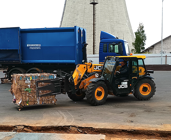 Multifunctional Baler Solution para sa Belarus Recycling Center